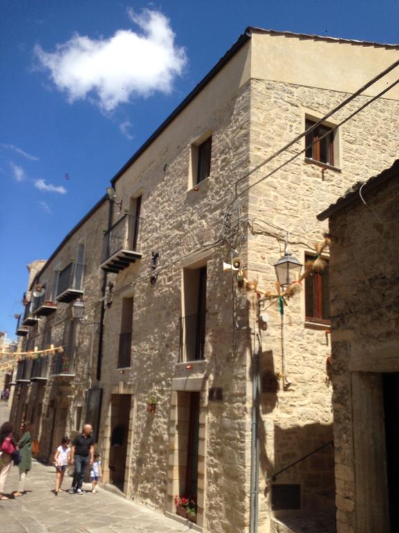 Residence Ventimiglia Gangi Exterior foto